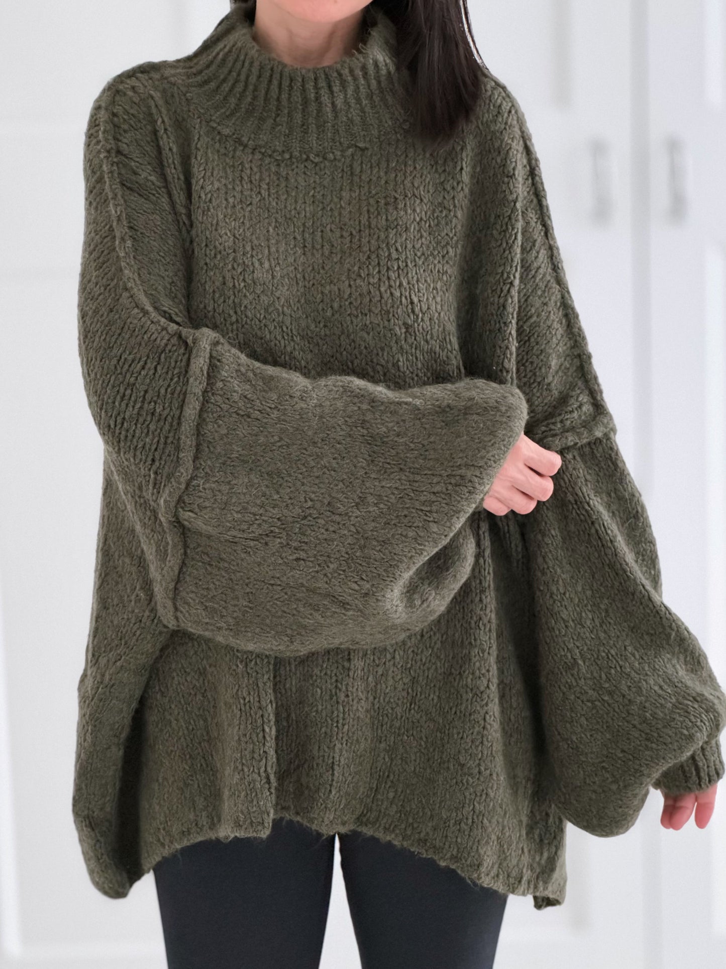 SENNE - OVERSIZED KNIT PULLOVER
