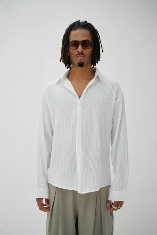 SLEEK LONG SLEEVE SHIRT