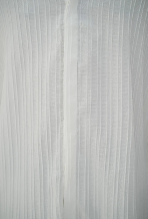 SLEEK LONG SLEEVE SHIRT